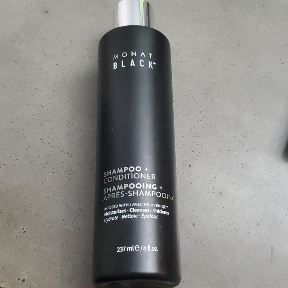 Monat Black Shampoo & Conditioner